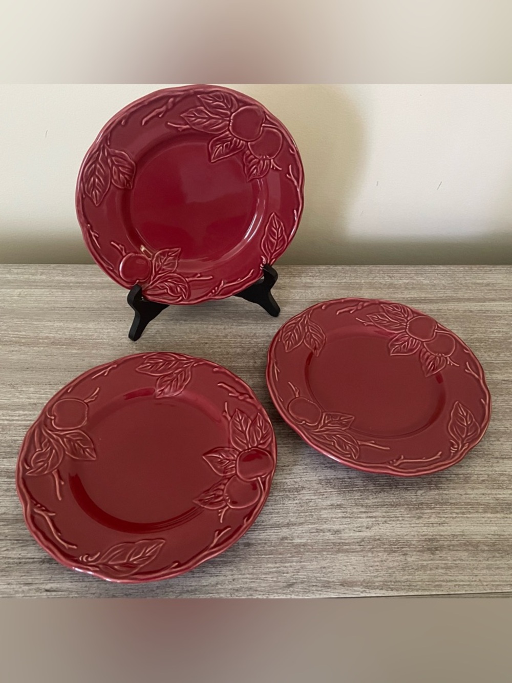 Franciscan Portugal Embossed Apple Salad Plates Set of 3 NWT